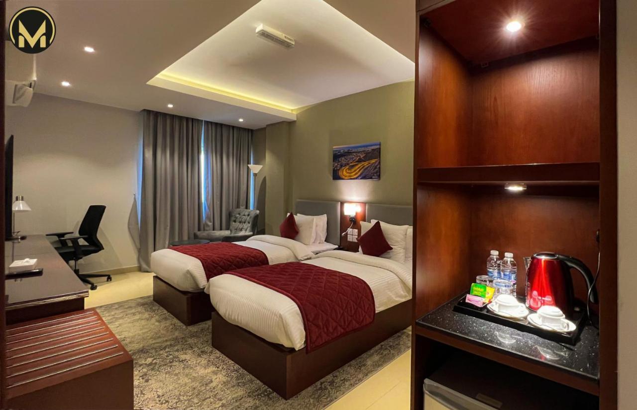 Muscat Express Hotel エクステリア 写真