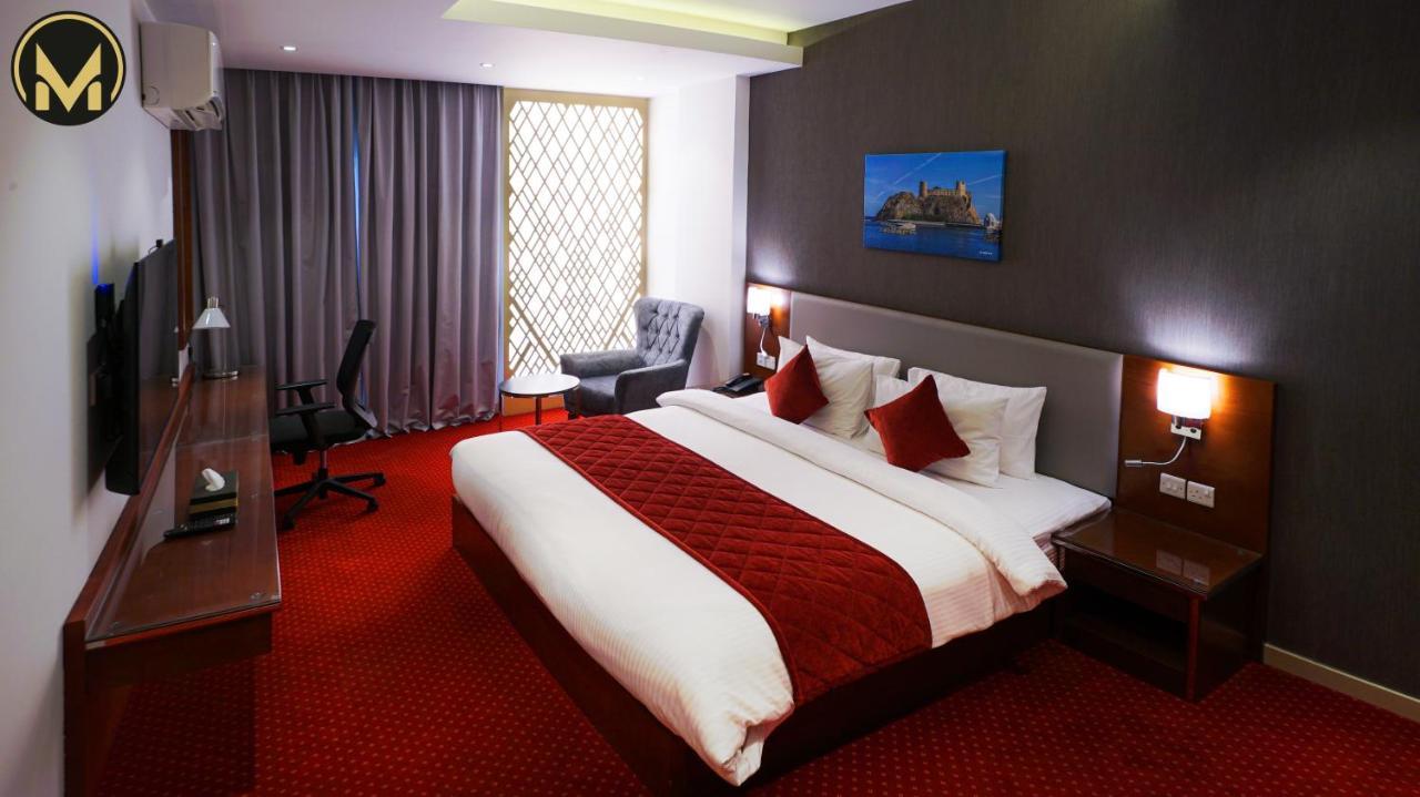 Muscat Express Hotel エクステリア 写真
