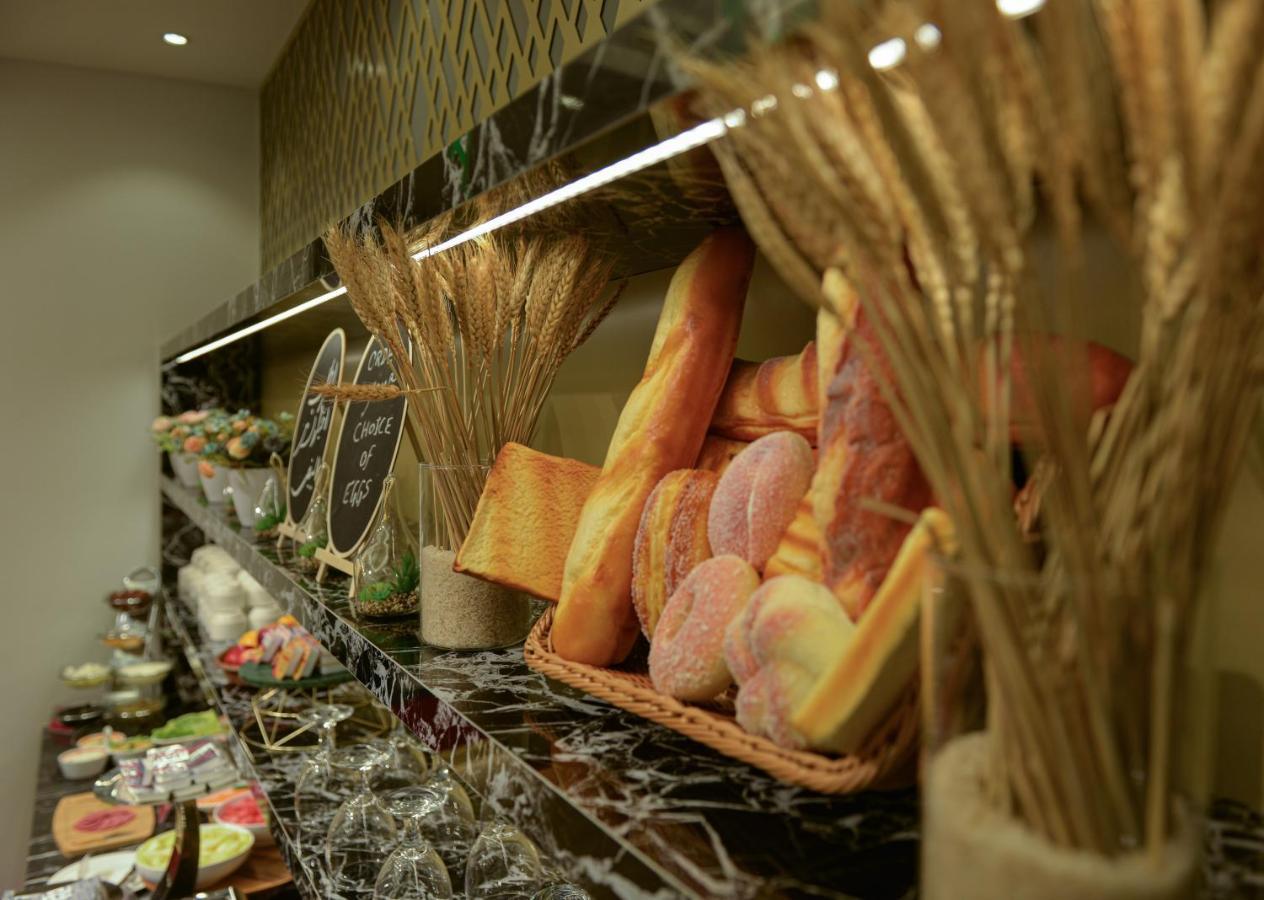 Muscat Express Hotel エクステリア 写真