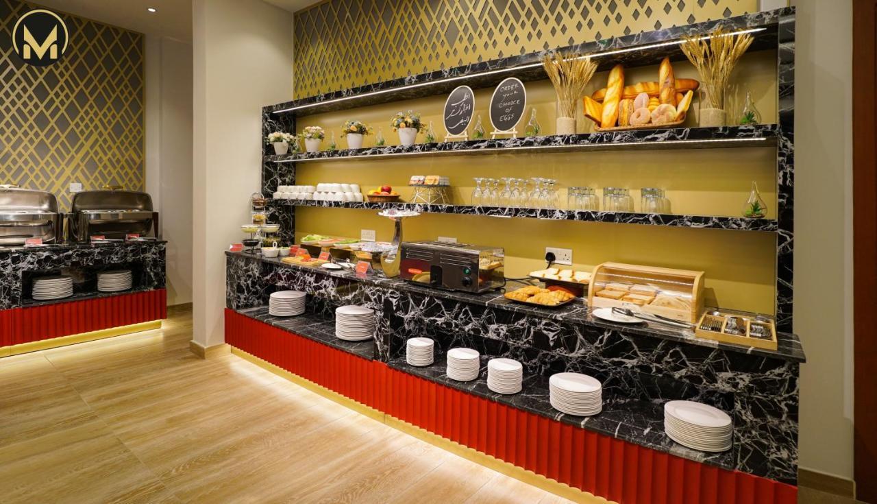 Muscat Express Hotel エクステリア 写真